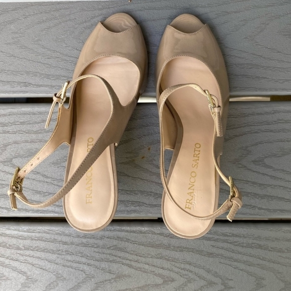 NWOT Franco Sarto Nude Heels - Picture 2 of 8